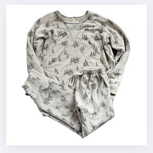 Childhoods Clothing Matching Jogger + Sweatshirt Set — Oatmeal w/ Pine Tree